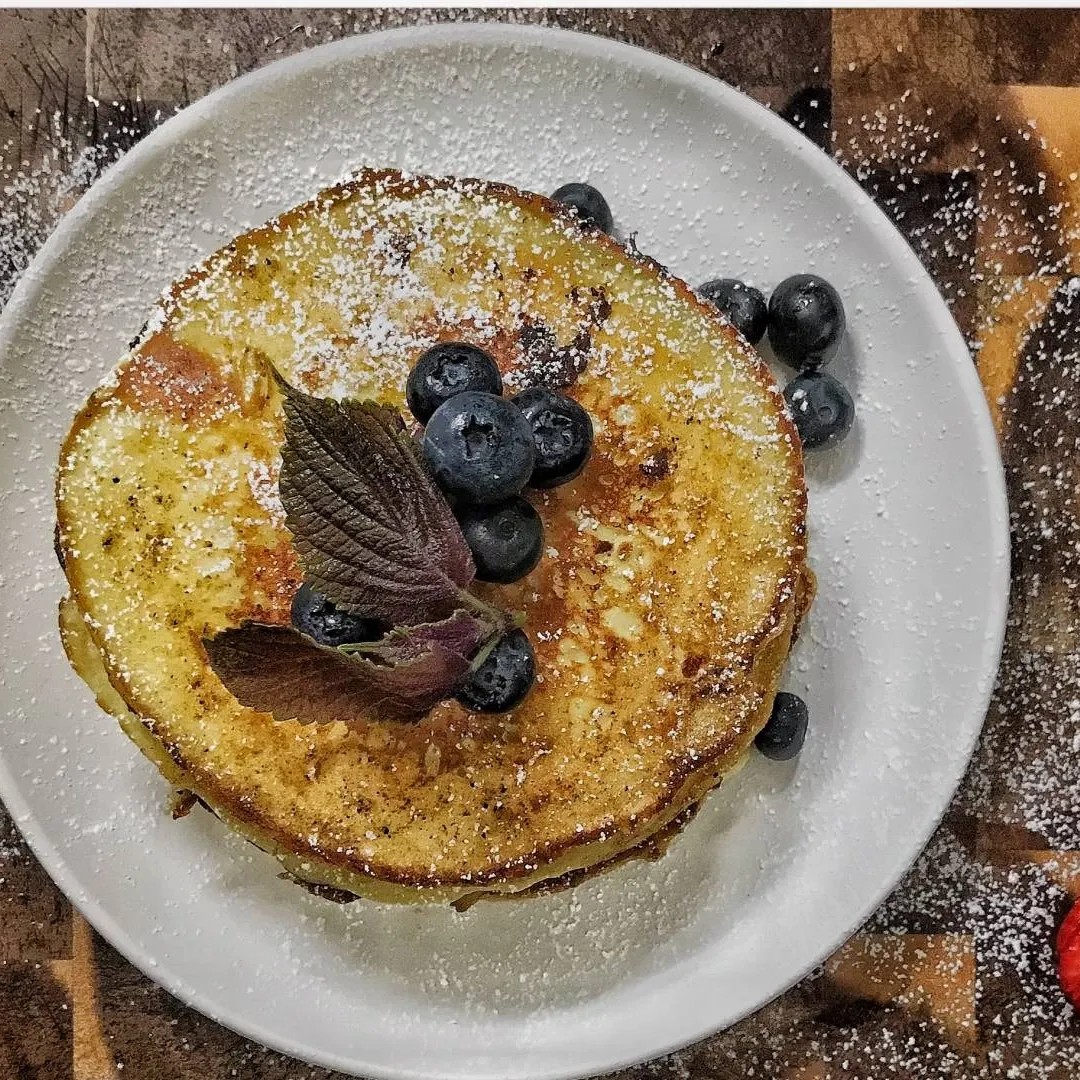 Image alt description