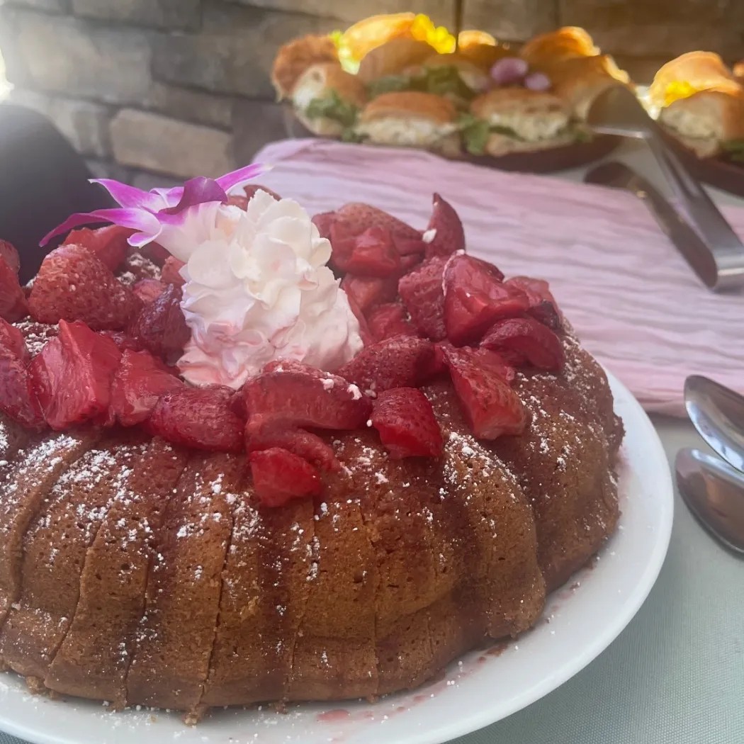 Image alt description