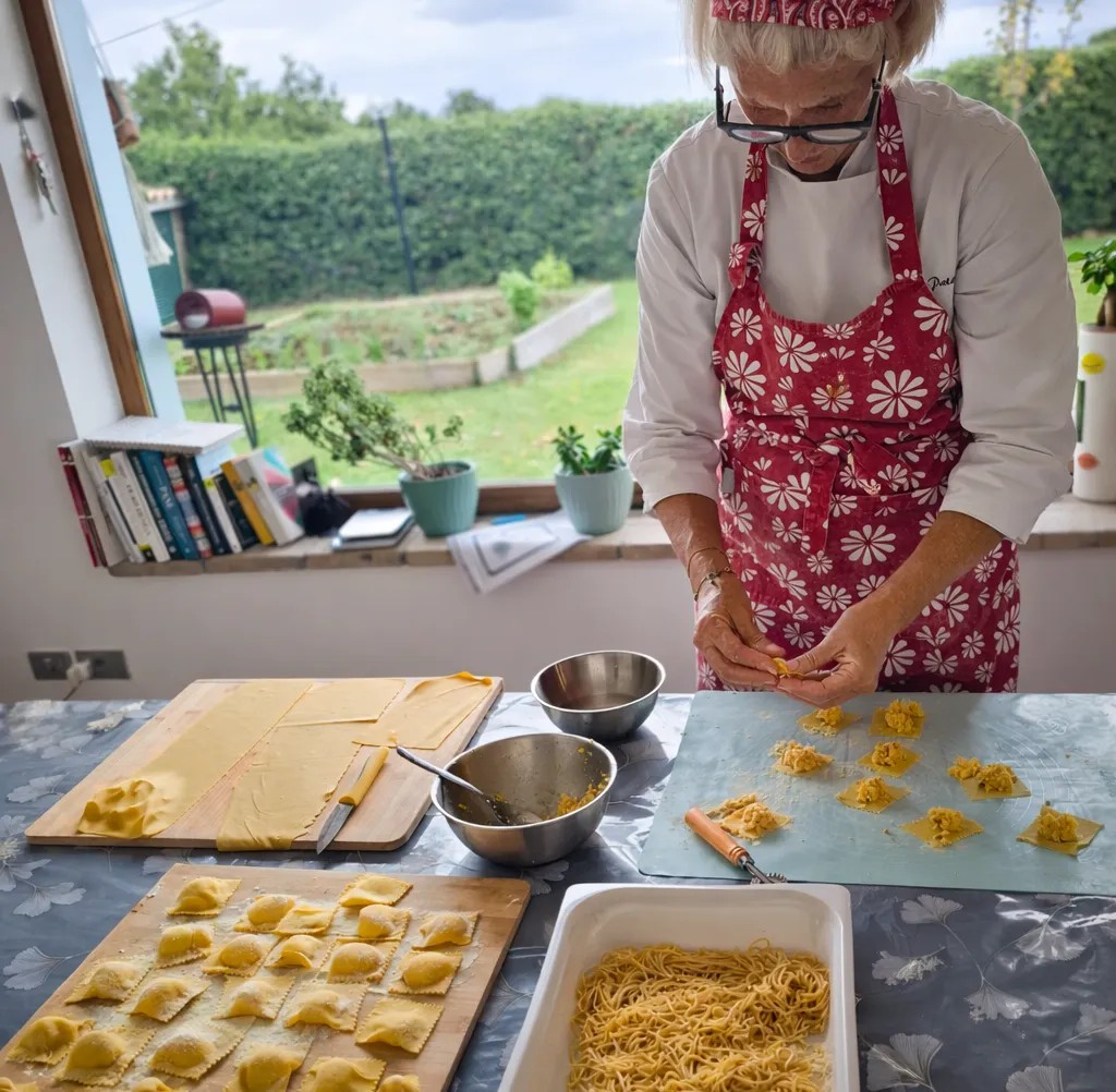 Image alt description