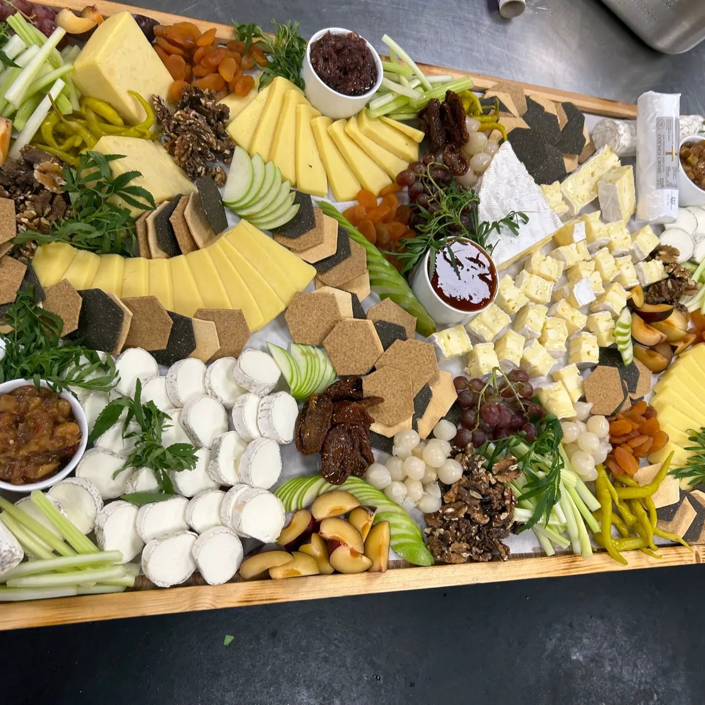 Image alt description