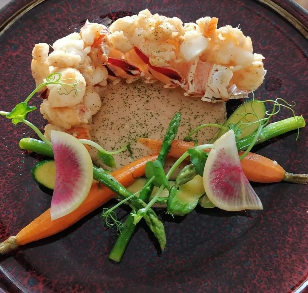 Image alt description