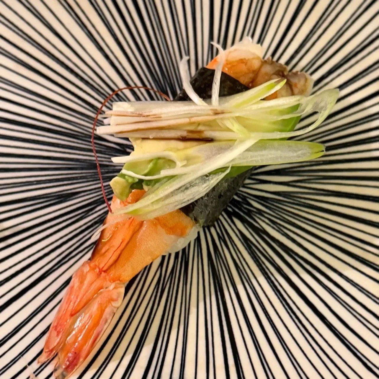 Image alt description