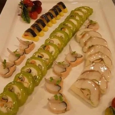 Image alt description