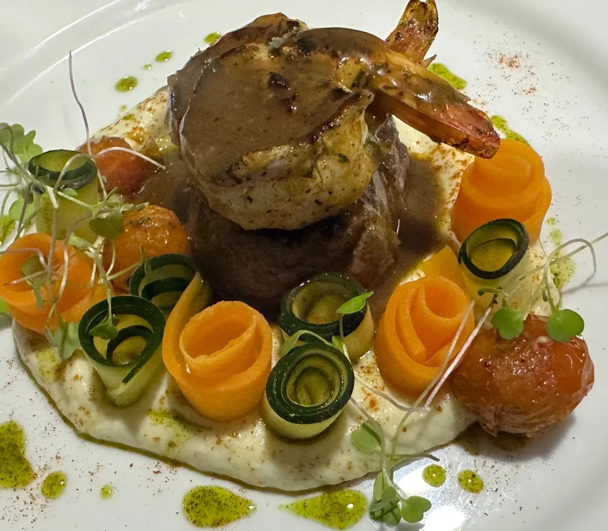 Image alt description