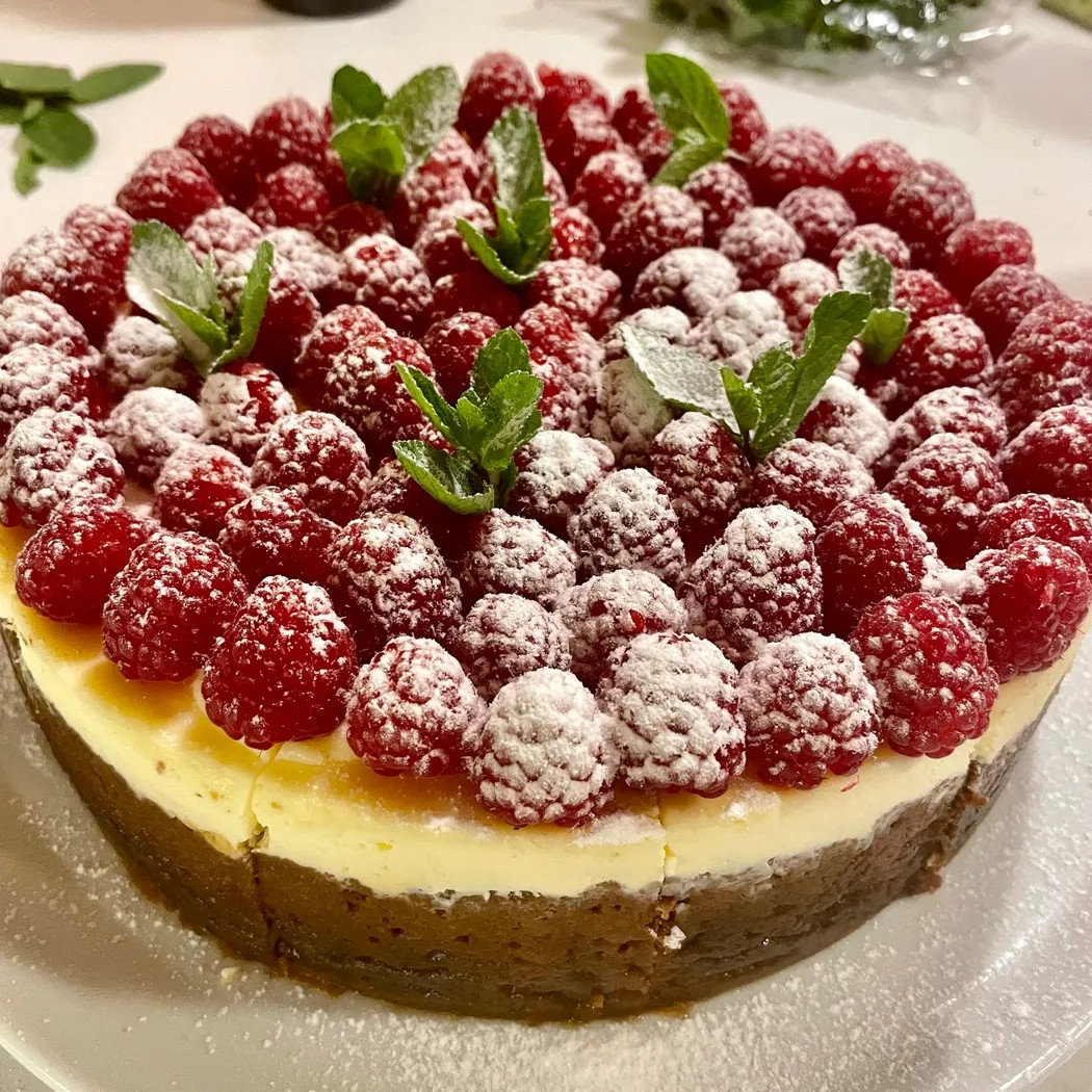 Image alt description