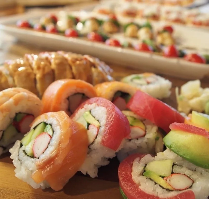 Image alt description