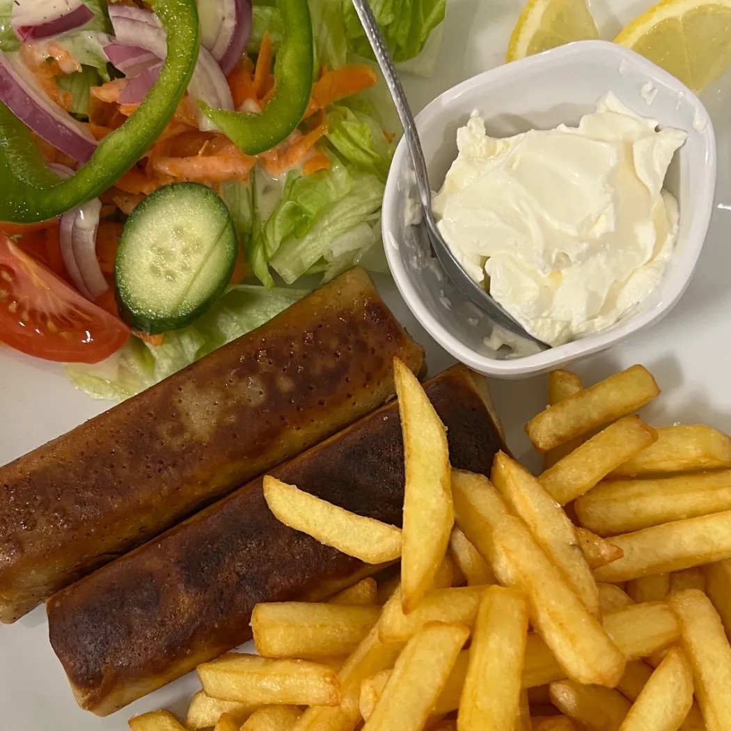 Image alt description