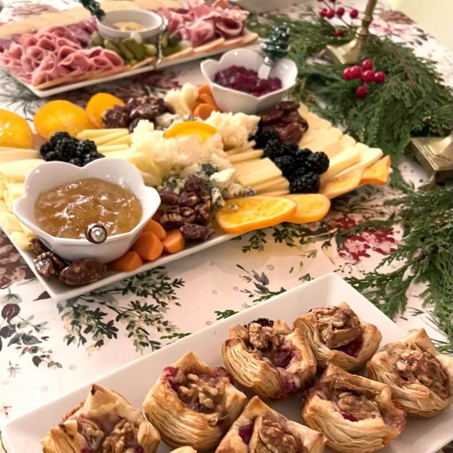 Image alt description