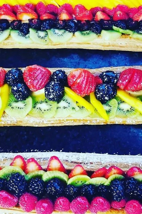 Image alt description