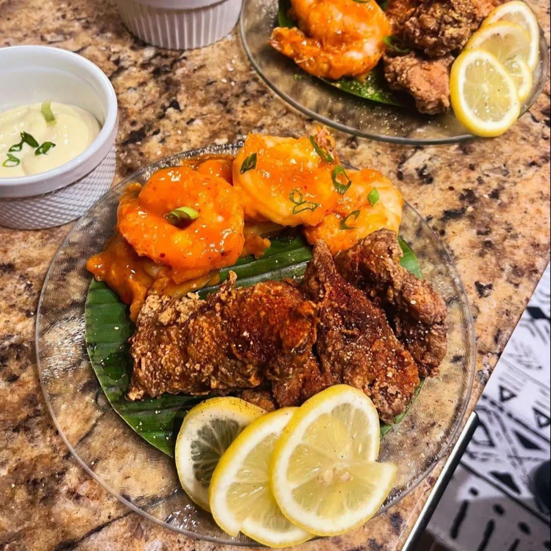 Image alt description