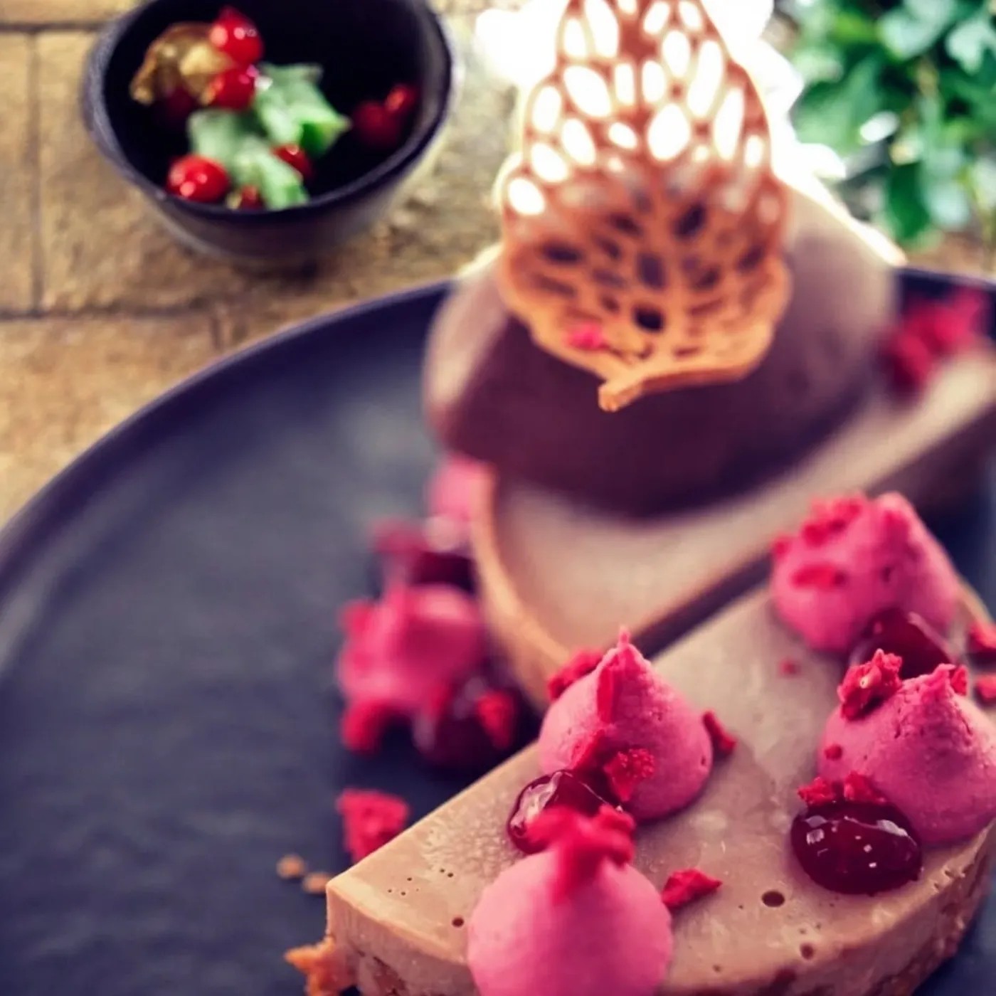 Image alt description