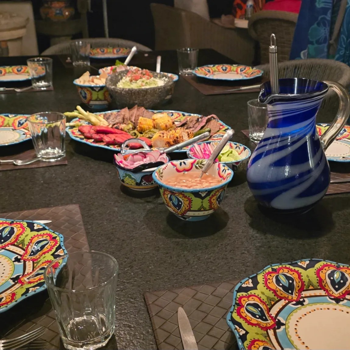 Image alt description