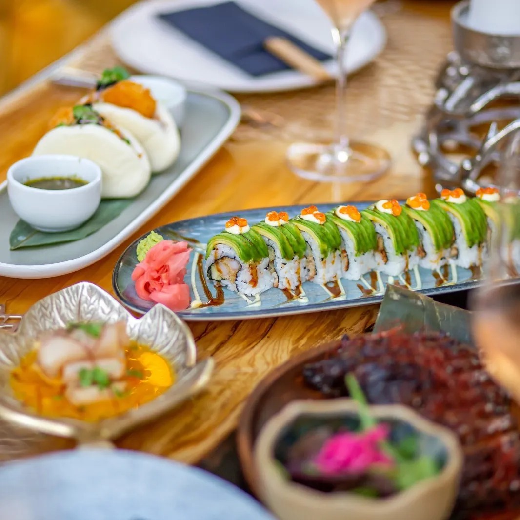 Image alt description