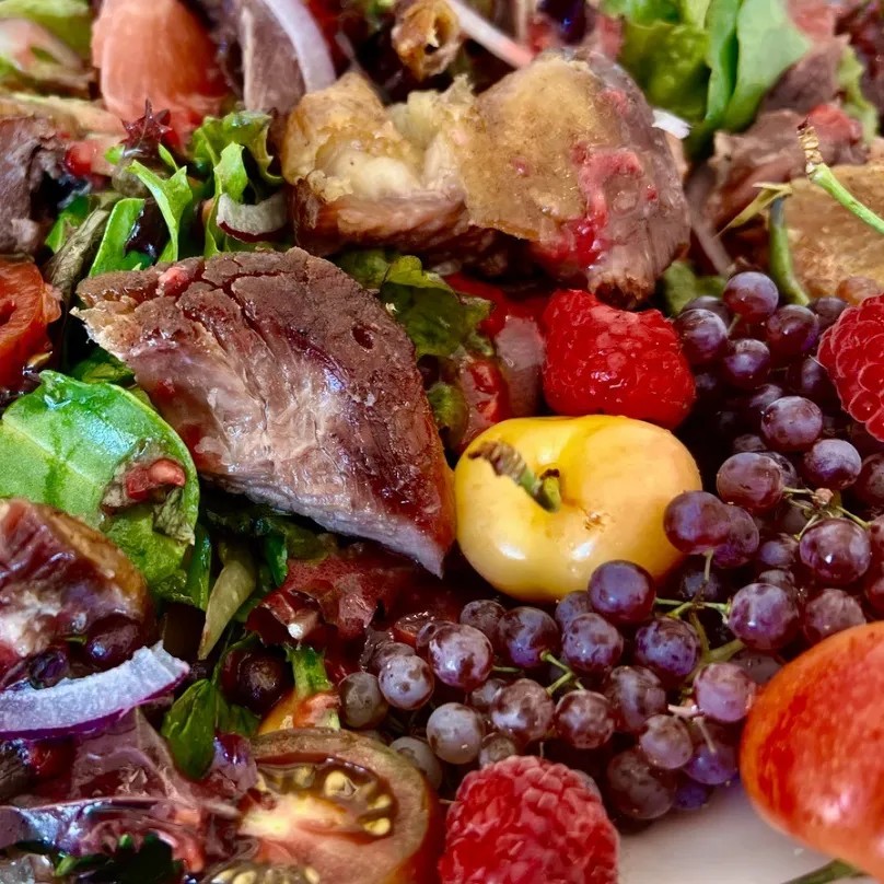 Image alt description