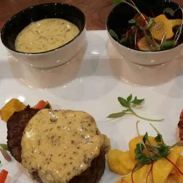 Image alt description