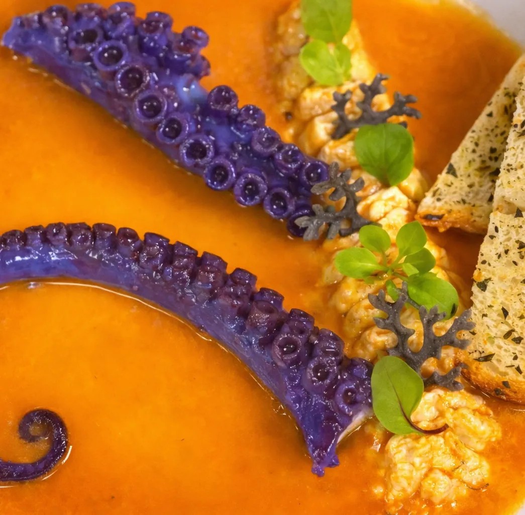 Image alt description