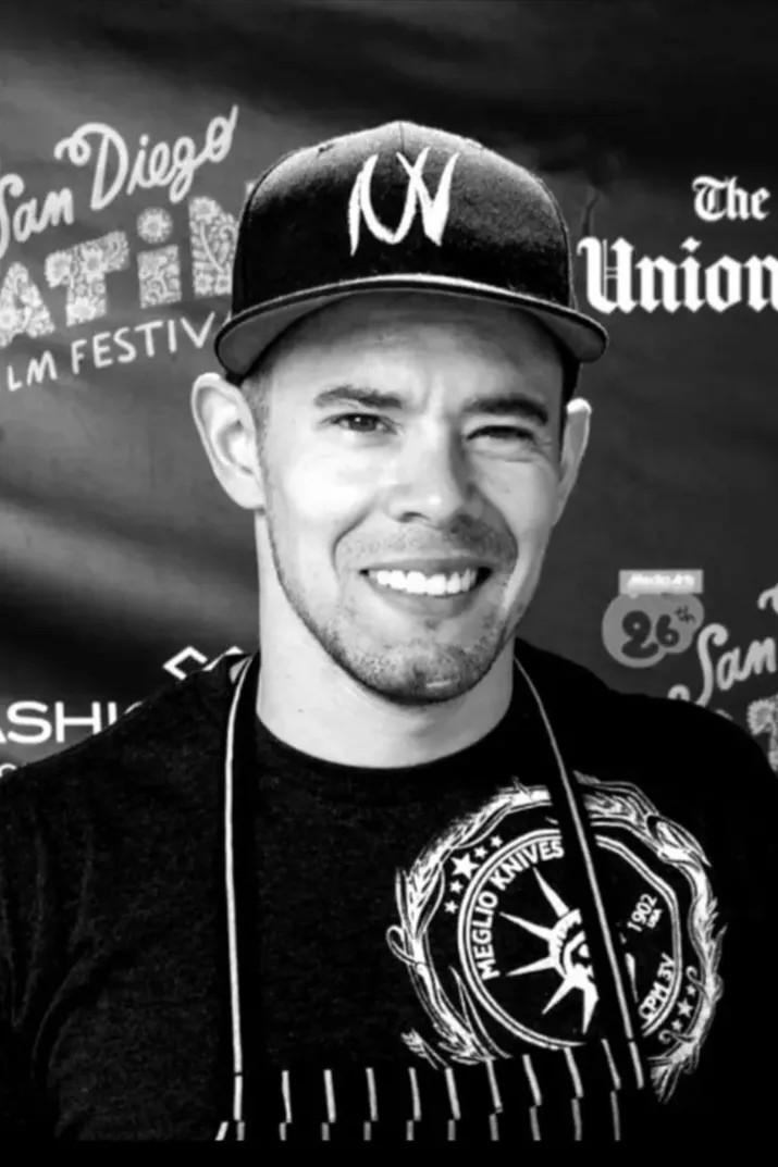 Image alt description