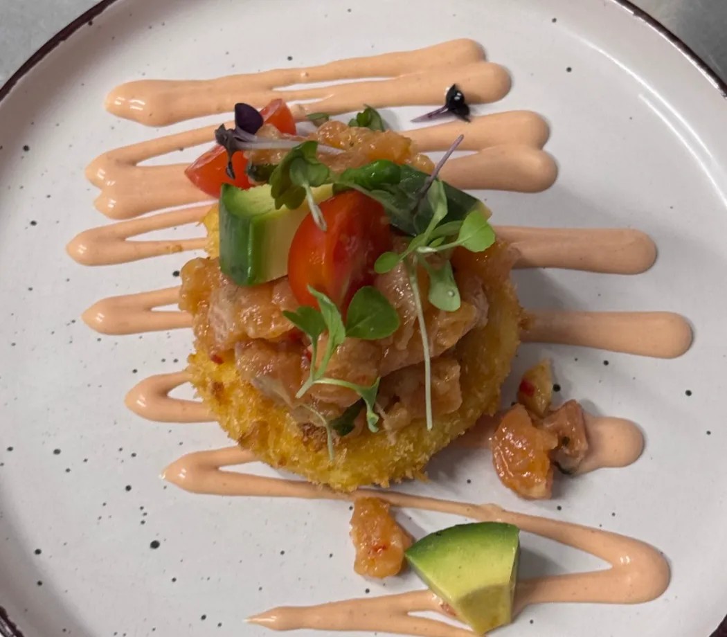 Image alt description