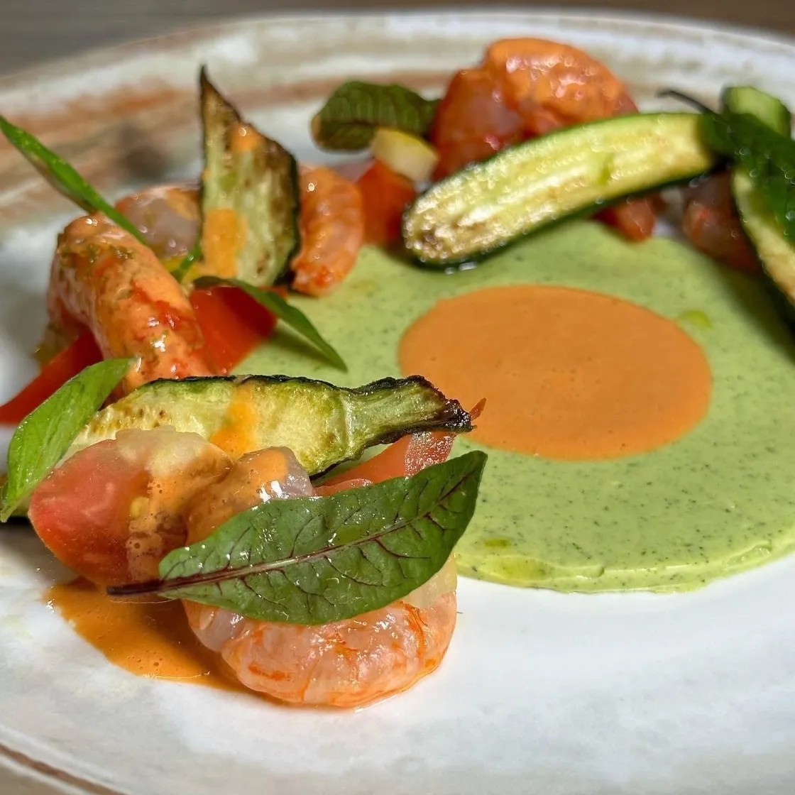 Image alt description