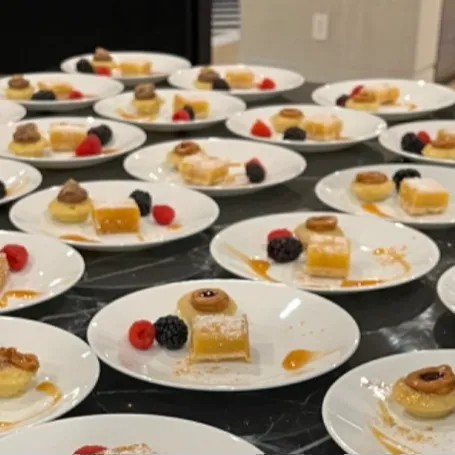 Image alt description