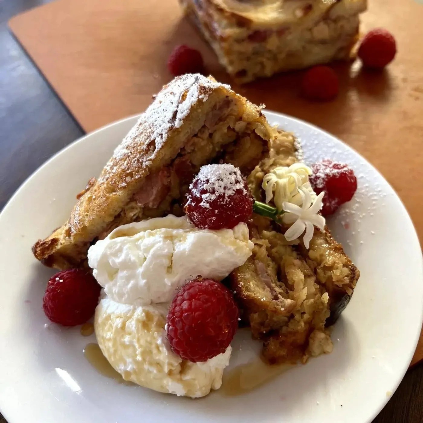 Image alt description