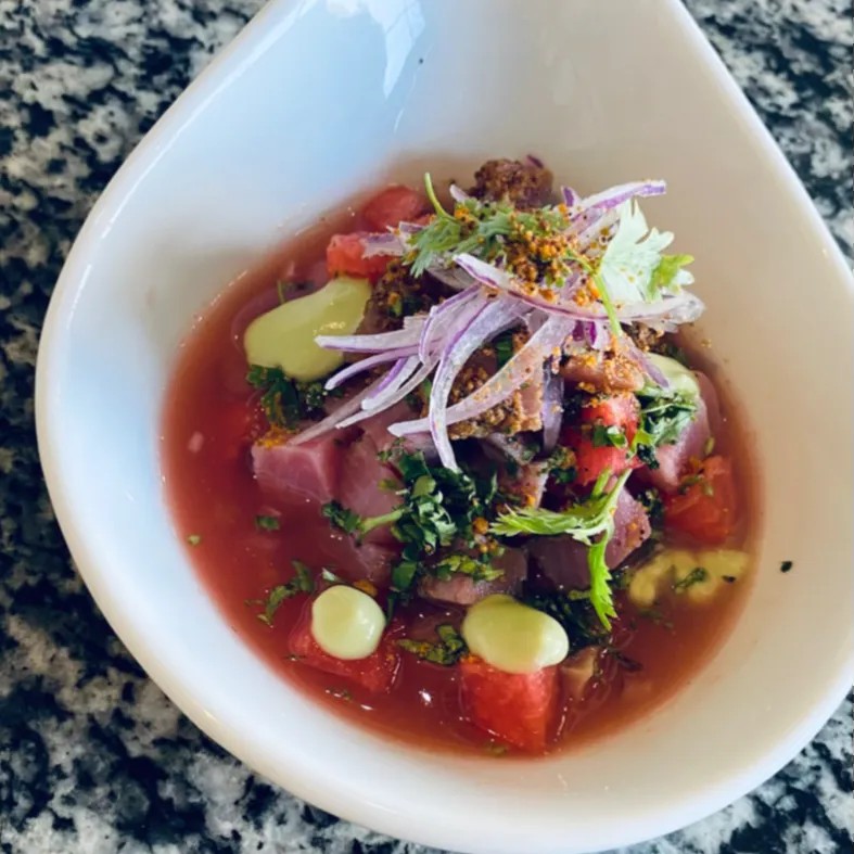 Image alt description