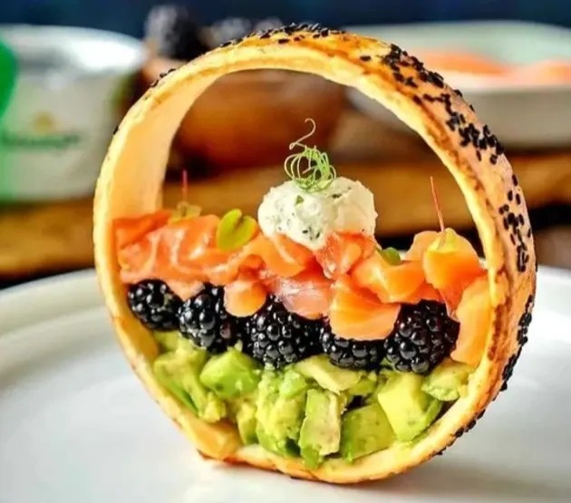 Image alt description