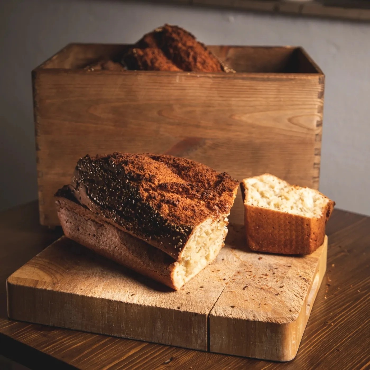 Image alt description