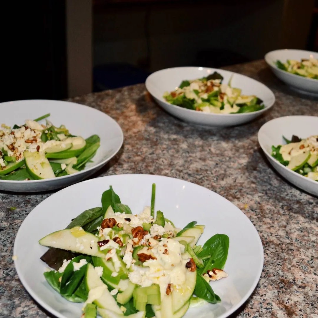 Image alt description