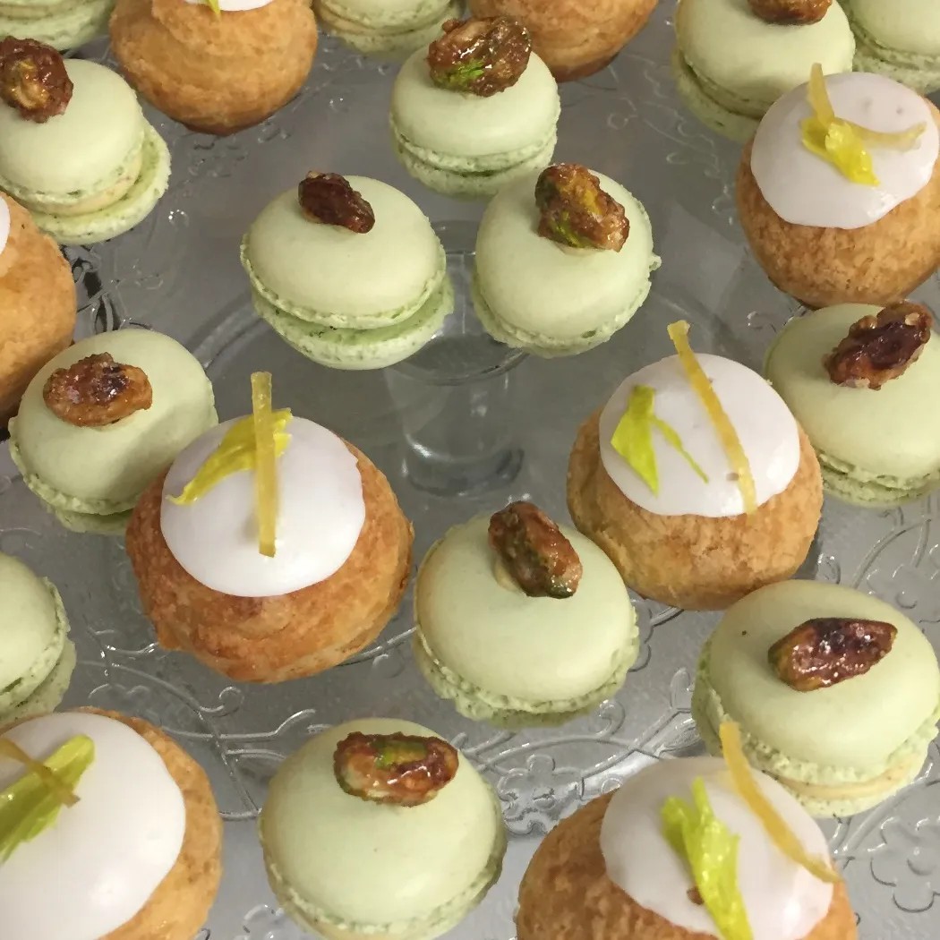 Image alt description