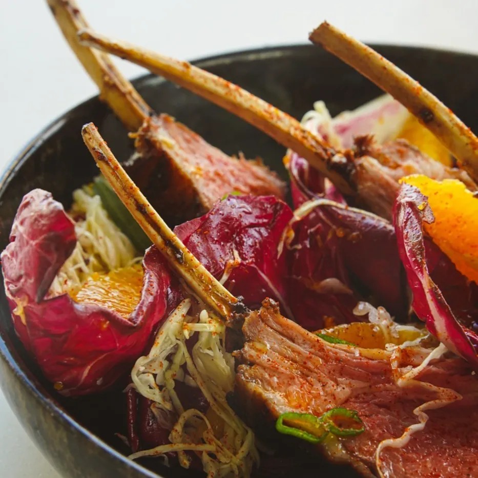 Image alt description