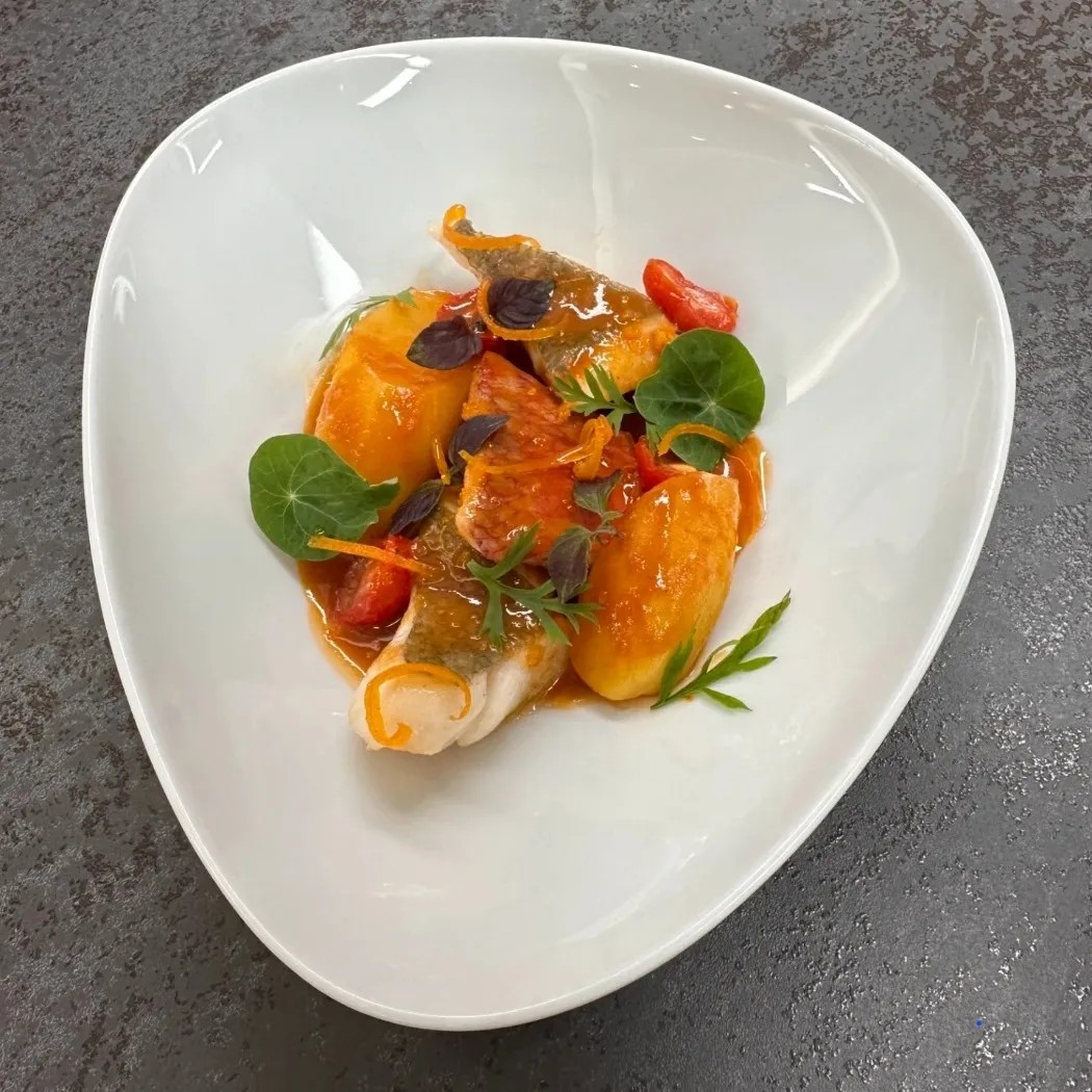 Image alt description