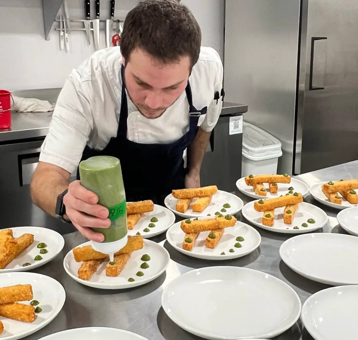 Image alt description