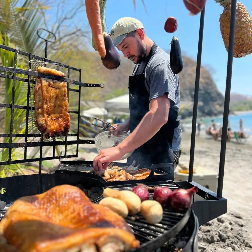 Image alt description