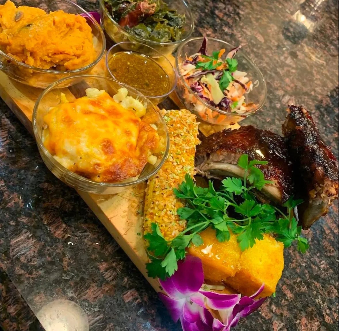 Image alt description