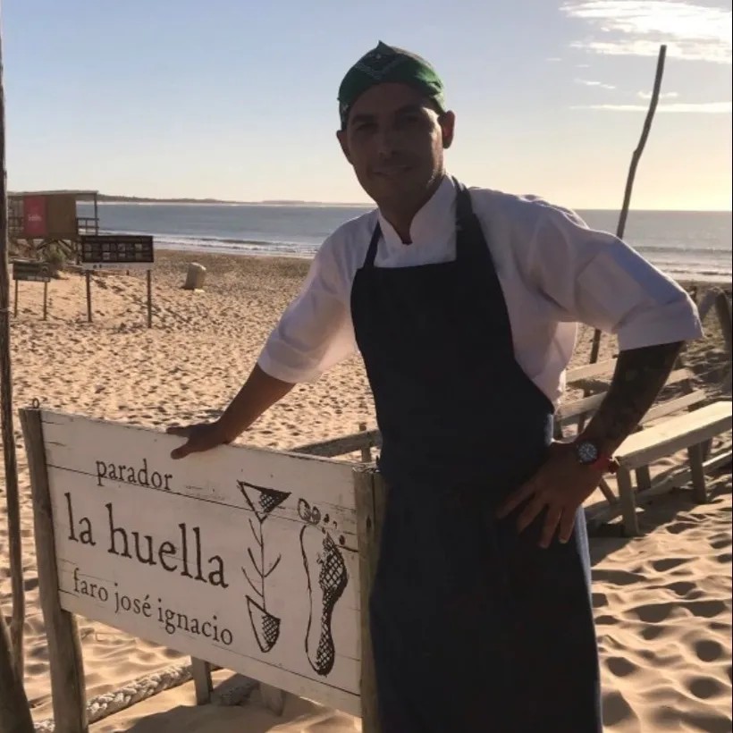 Image alt description