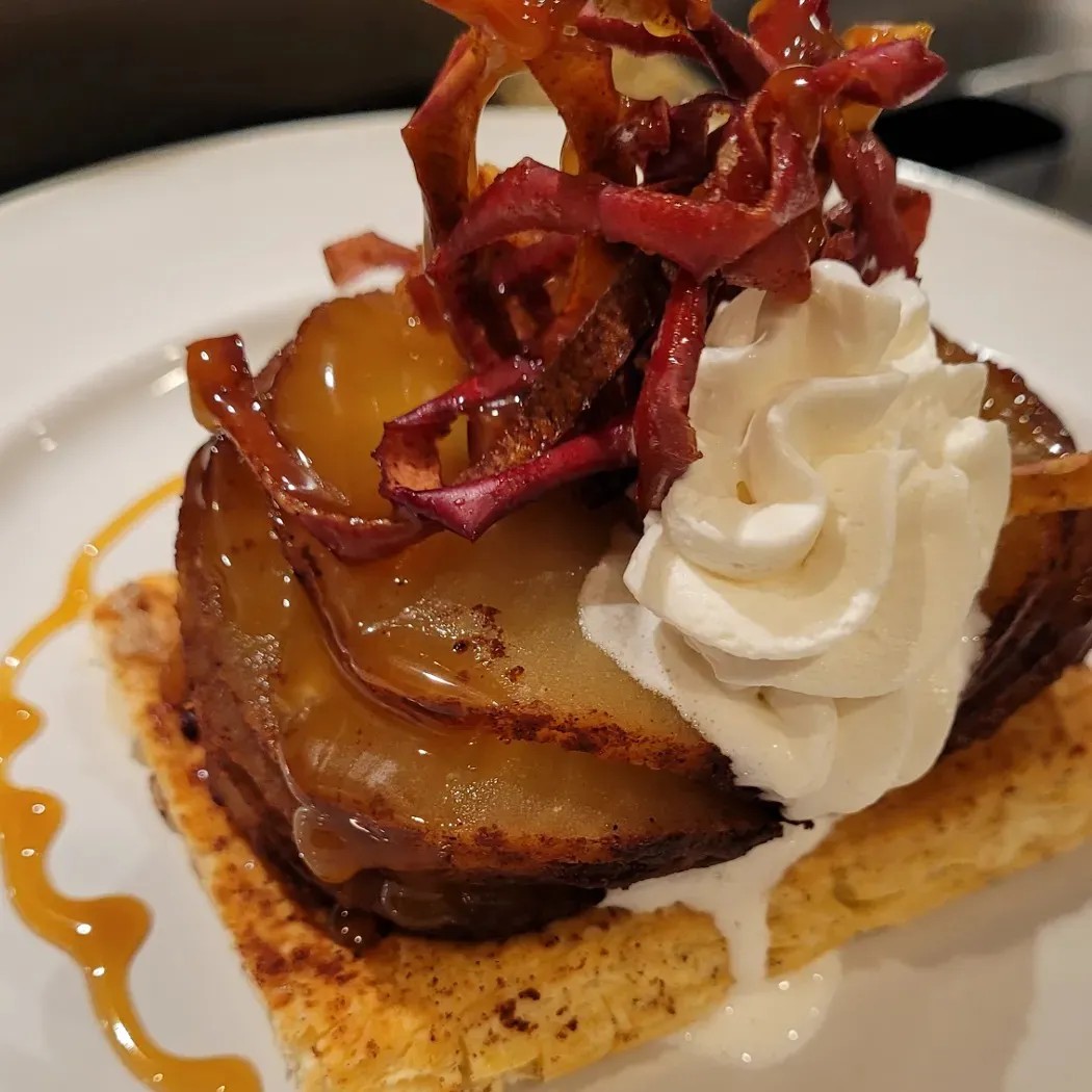 Image alt description