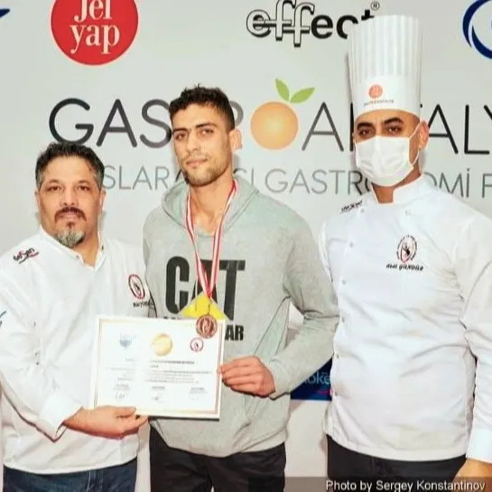 Image alt description