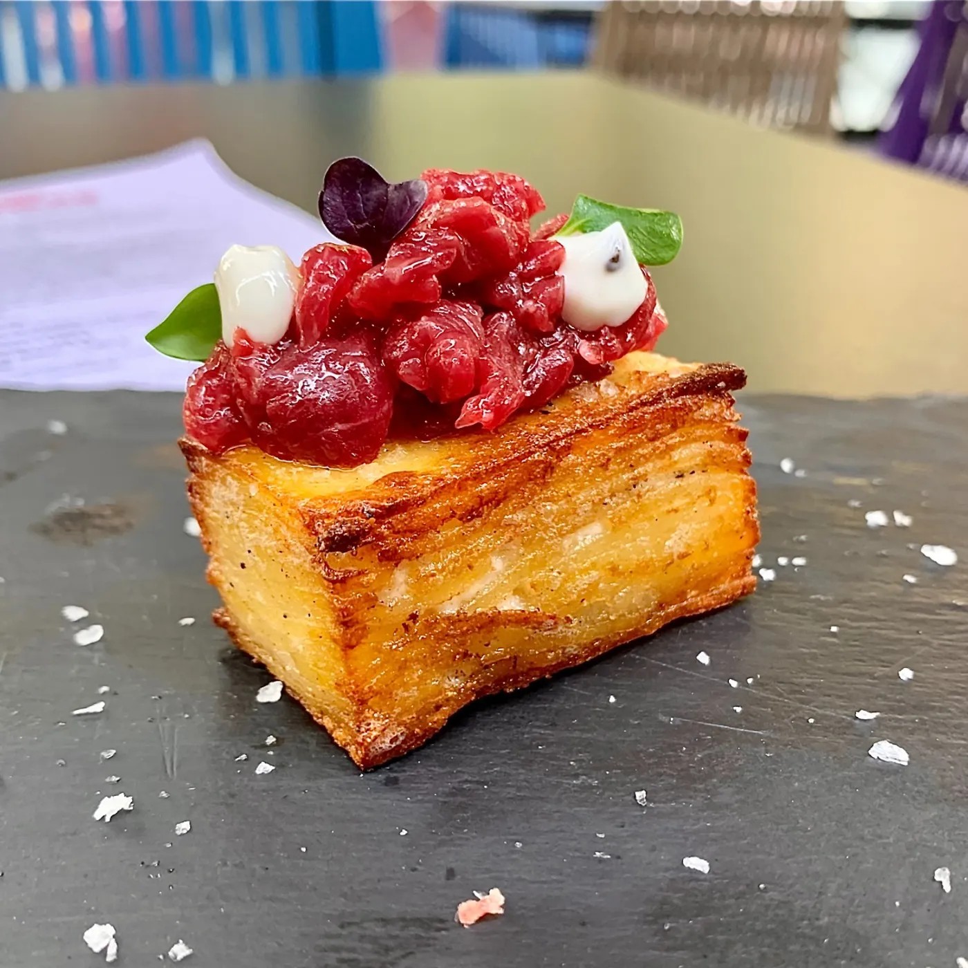 Image alt description