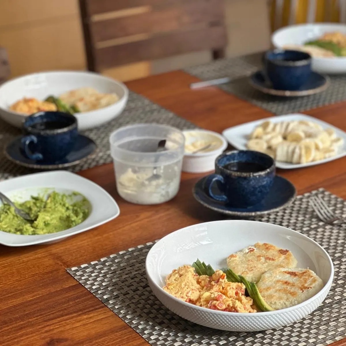 Image alt description