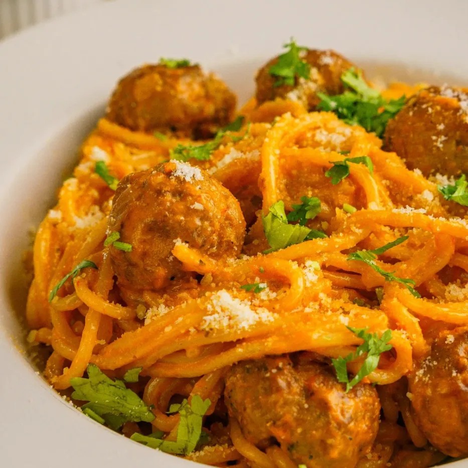 Image alt description