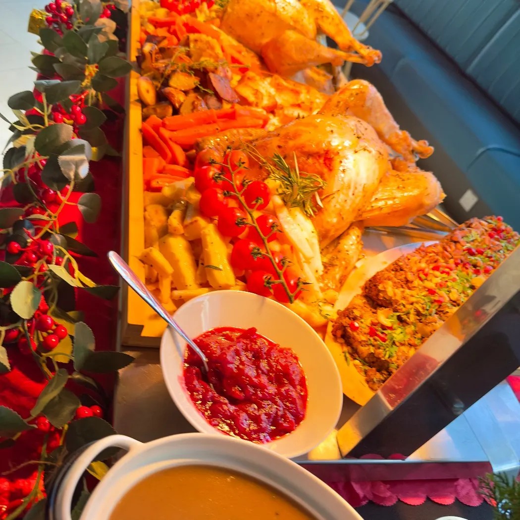 Image alt description