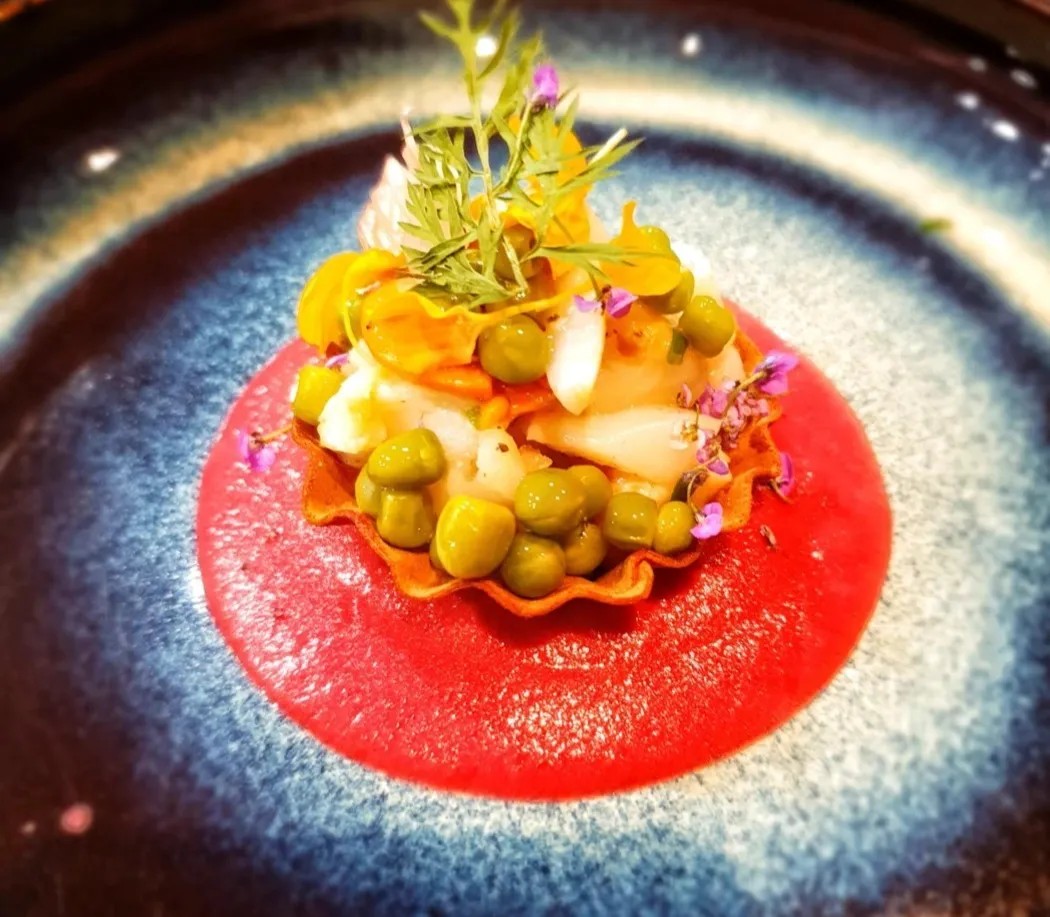 Image alt description