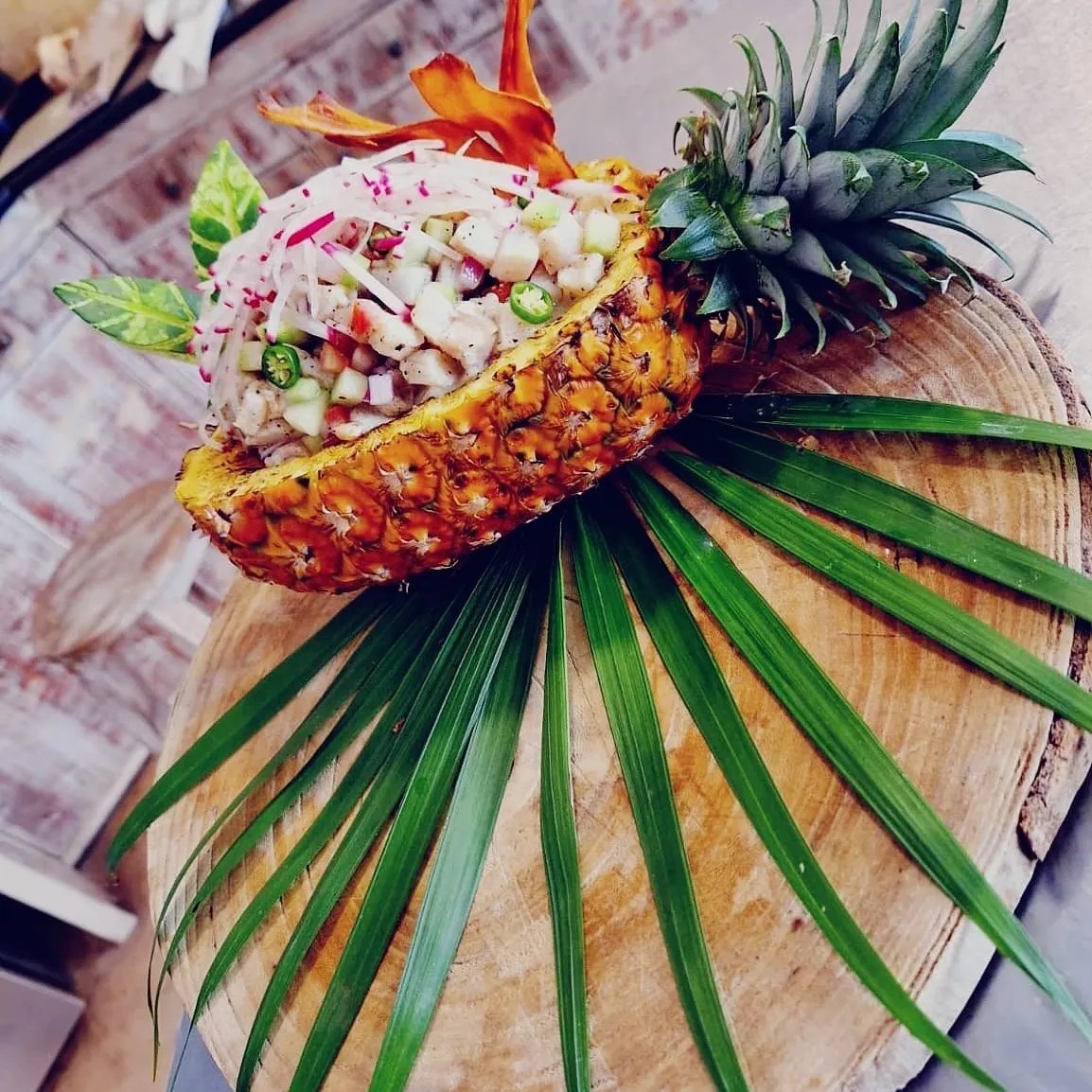 Image alt description