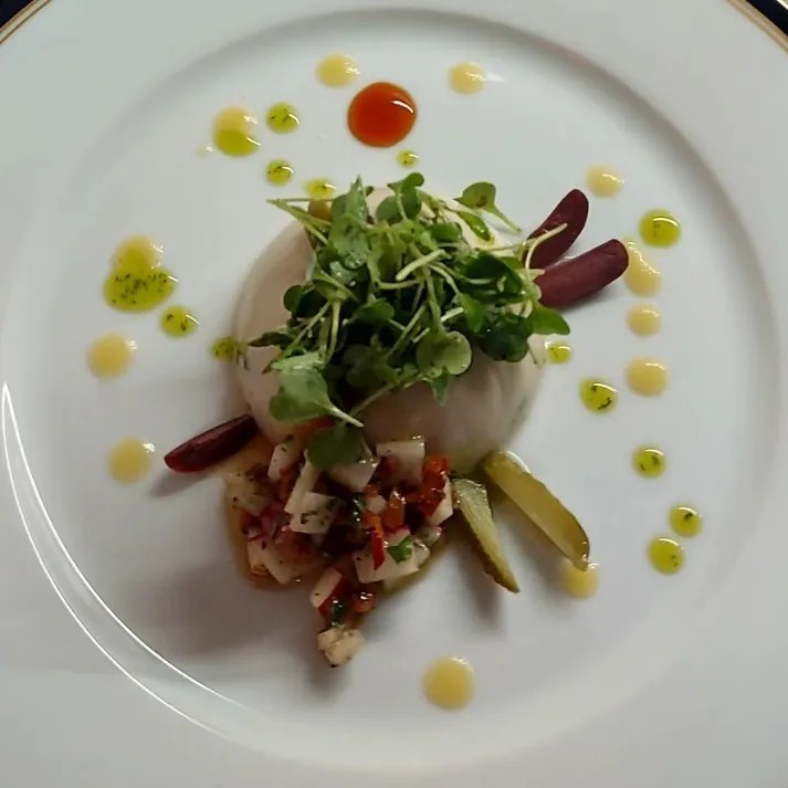 Image alt description