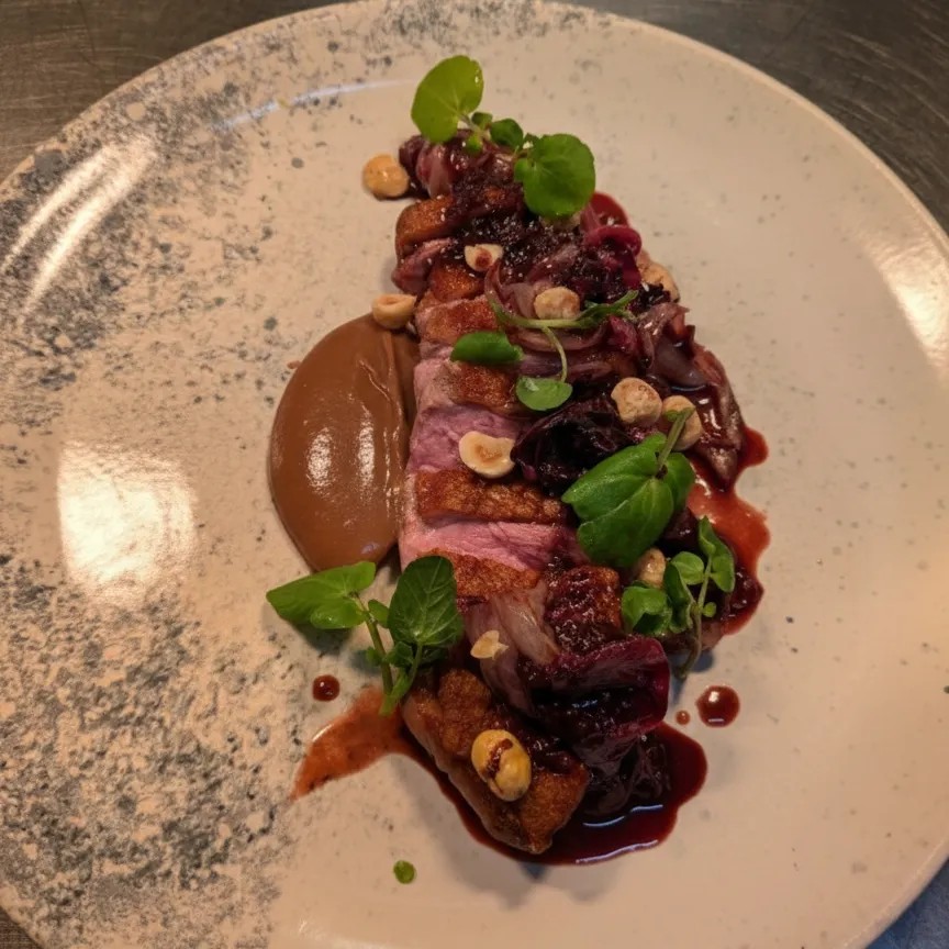 Image alt description