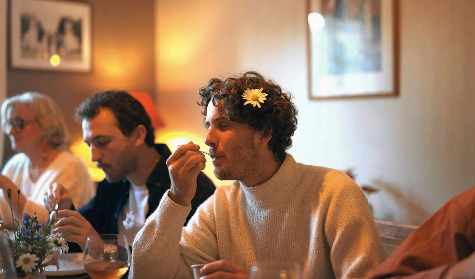 Make Every Hangout Memorable